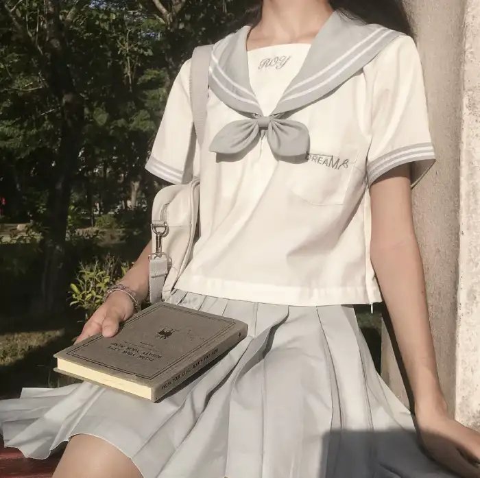 小鬼历险记
